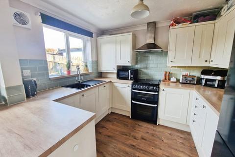 3 bedroom end of terrace house for sale, Stroud Road, Freshwater, Isle Of Wight