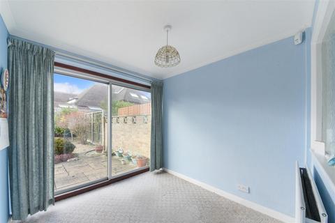 3 bedroom end of terrace house for sale, Sharon Close, Epsom