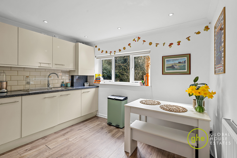 1 bedroom flat for sale, 27 Gipsy Hill, Crystal Palace, London