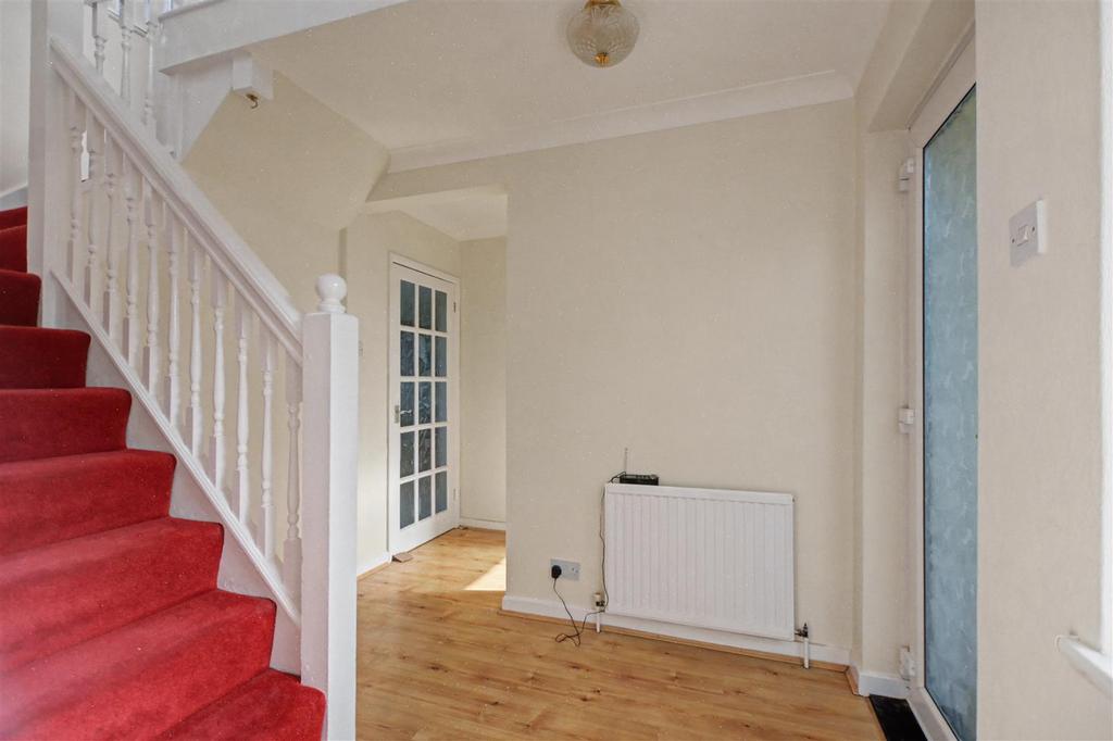 Entrance Hall 1.jpeg