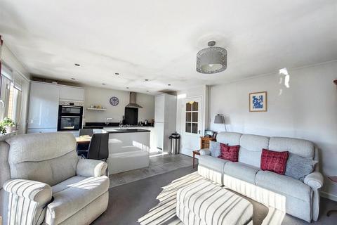 2 bedroom bungalow for sale, Treberth Avenue, Newport