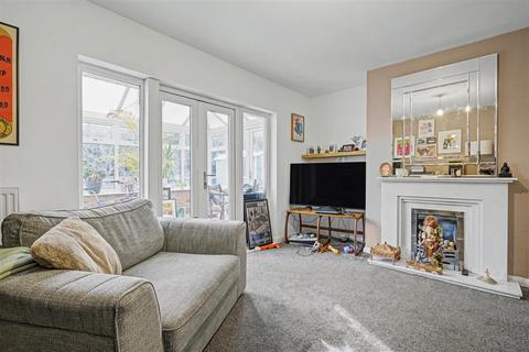 2 bedroom semi-detached bungalow for sale, Hawton Crescent, Nottingham
