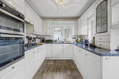 2 bedroom semi-detached bungalow for sale, Hawton Crescent, Nottingham