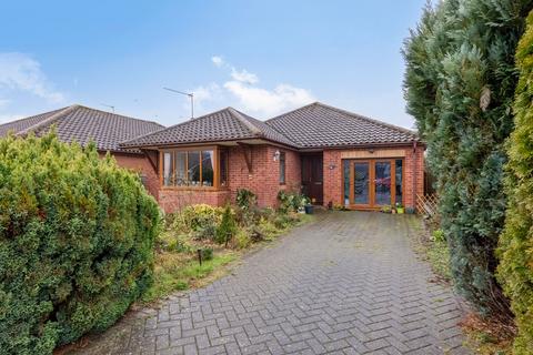 2 bedroom detached bungalow for sale, Detached Bungalow in Holt Near the Town Centre
