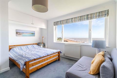 2 bedroom flat for sale, Overstrand Avenue, Rustington, Littlehampton