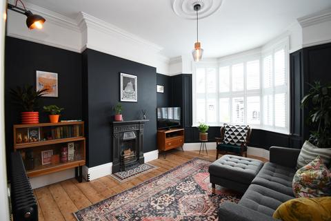 5 bedroom semi-detached house for sale, Lynwood Avenue, Eccles, M30