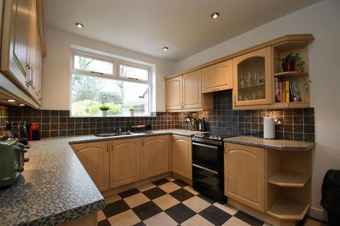 5 bedroom semi-detached house for sale, Lynwood Avenue, Eccles, M30