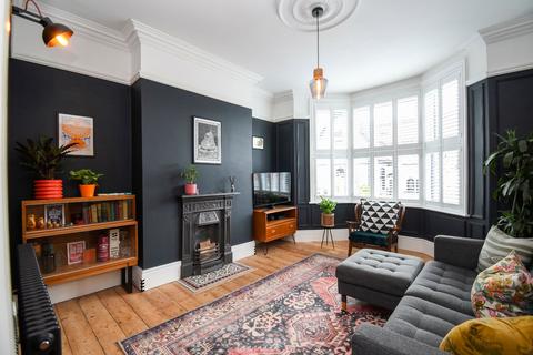 undefined, Lynwood Avenue, Eccles, M30