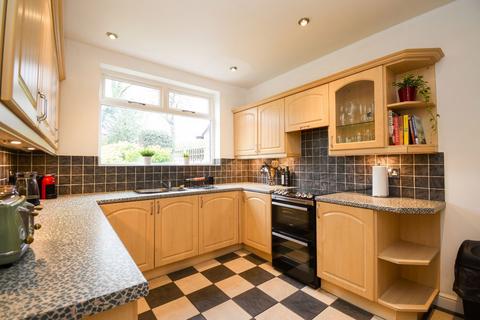 undefined, Lynwood Avenue, Eccles, M30