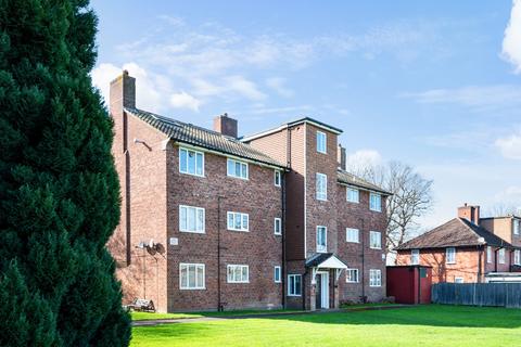 Lyle Court, Morden SM4