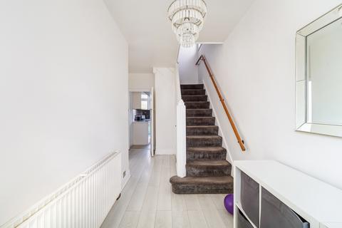 3 bedroom end of terrace house for sale, Rosedene Avenue, Morden SM4