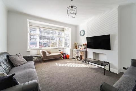 3 bedroom end of terrace house for sale, Rosedene Avenue, Morden SM4