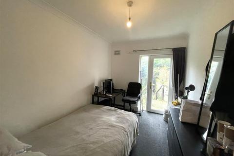 2 bedroom apartment to rent, Beaconsfield Road, Brighton
