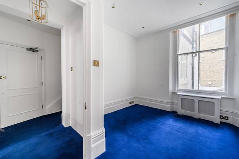 3 bedroom flat to rent, Collingham Place, South Kensington, London, SW5