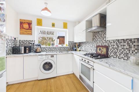 3 bedroom terraced house for sale, Bredon Walk, Cheltenham, Gloucestershire, GL52