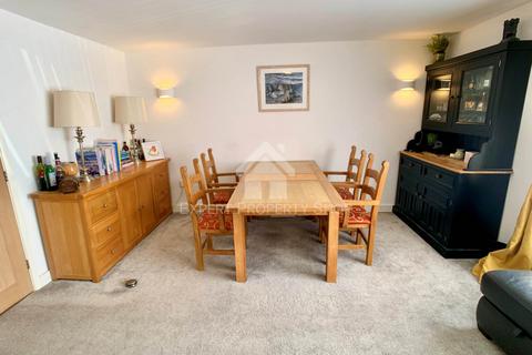 3 bedroom detached house for sale, Holme Drive, Lincoln