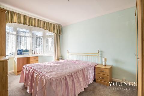 2 bedroom semi-detached bungalow for sale, Church Road, Benfleet, SS7