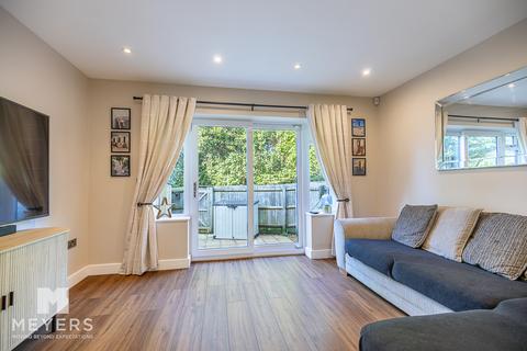 2 bedroom terraced house for sale, 286 Lymington Road, Christchurch, BH23 5
