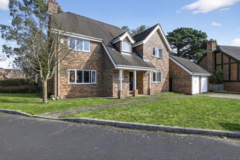 4 bedroom detached house for sale, Hobbs Park, Ringwood, BH24
