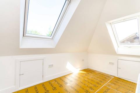 undefined, Roehampton Vale, Roehampton, London, SW15