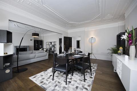 3 bedroom flat to rent, SLOANE STREET, London, SW1X