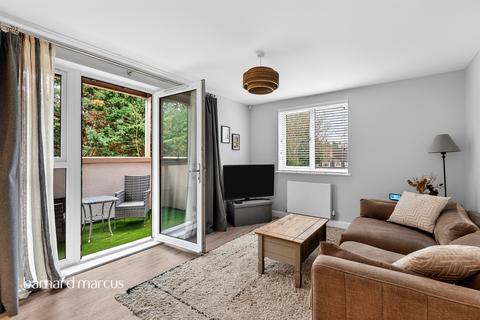 2 bedroom apartment for sale, Ewell By Pass, Epsom