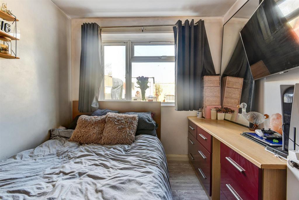 For Sale by Aspire Residential   The Strand