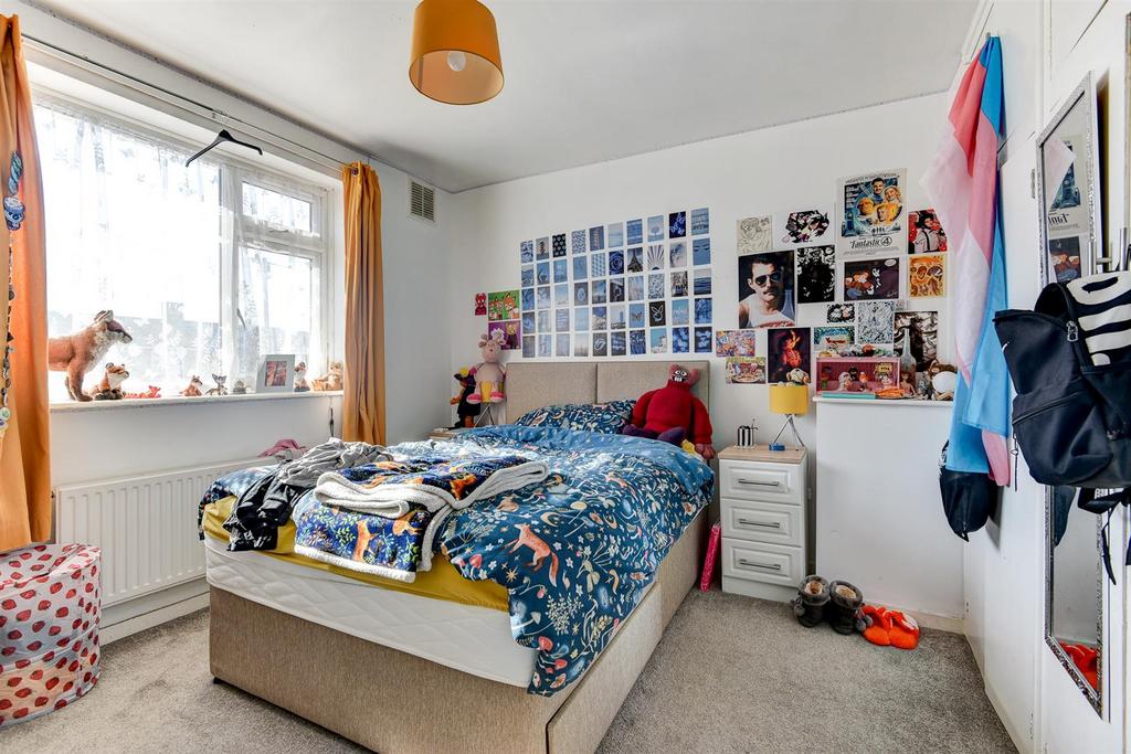 For Sale by Aspire Residential   The Strand