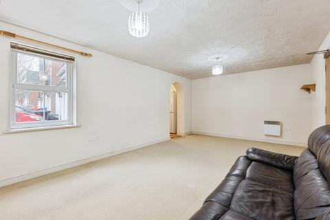 2 bedroom ground floor flat for sale, Sarah West Close, Norwich