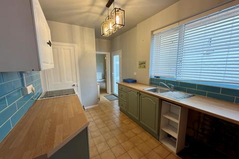 2 bedroom terraced house for sale, Calais Road, Burton-On-Trent DE13