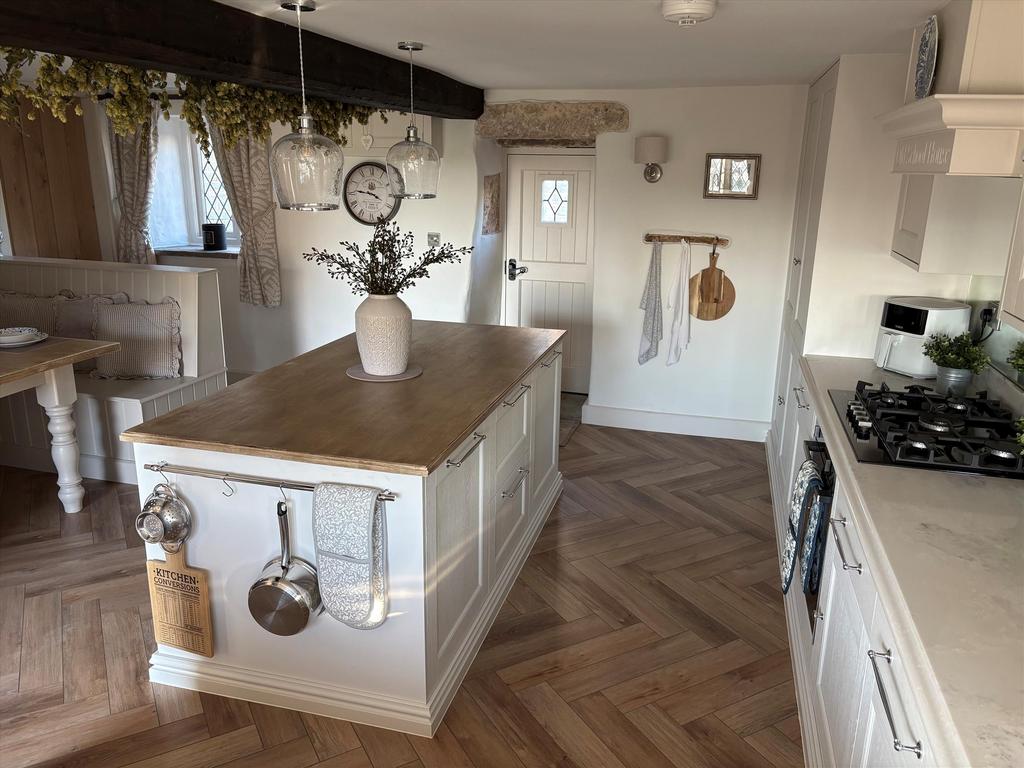Kitchen 3