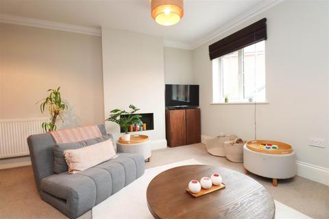 4 bedroom townhouse for sale, East Hundreds, Fleet GU51