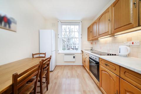 2 bedroom flat for sale, White House, Vicarage Crescent, London