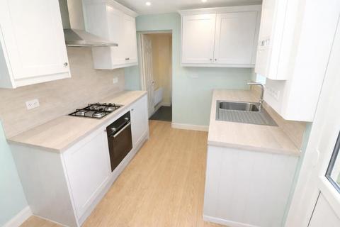 3 bedroom end of terrace house for sale, Park Road, Rushden NN10