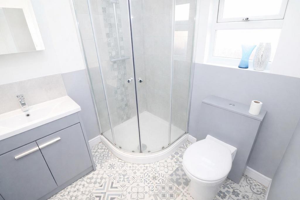 Ground Floor Shower Room / WC