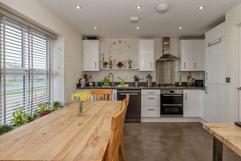 undefined, Paddocks Close, ROCHFORD, Essex, SS4