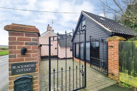 Main Road, Shotley, IP9