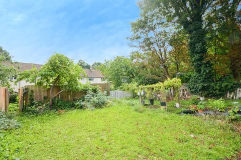 3 bedroom end of terrace house for sale, Dellfield, St. Albans
