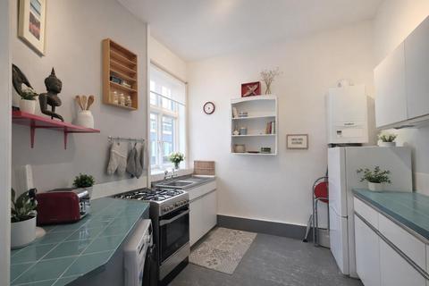 1 bedroom flat to rent, Lansdowne Way, London