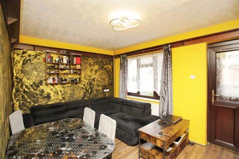 2 bedroom semi-detached house for sale, Howkins Road, Rugby