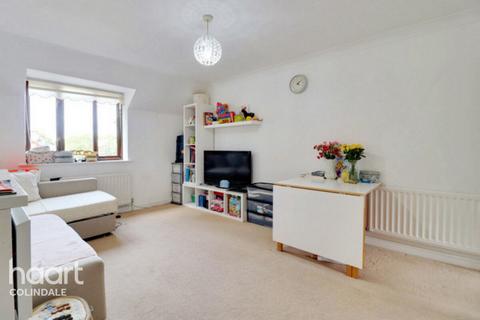 1 bedroom flat for sale, Stonechat Court, Swan Drive, NW9