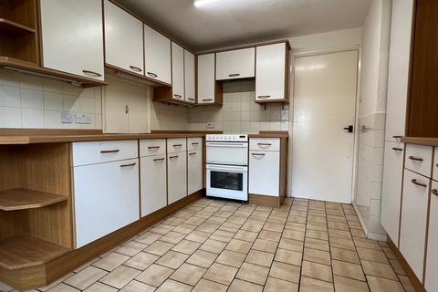 3 bedroom detached bungalow for sale, Crosemere Road, Cockshutt.