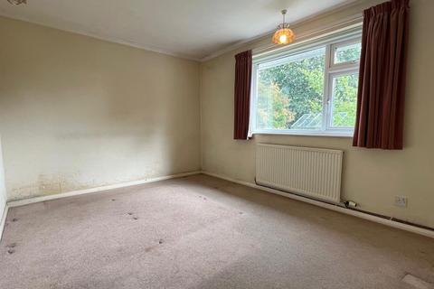 3 bedroom detached bungalow for sale, Crosemere Road, Cockshutt.