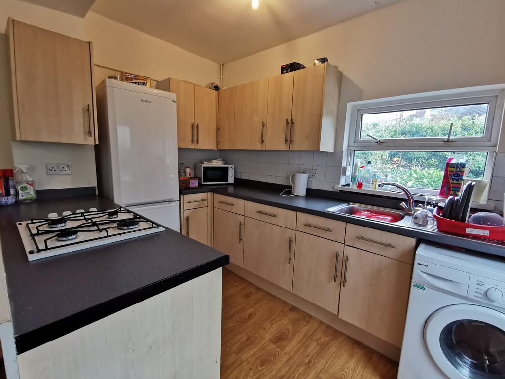 Kitchen 1