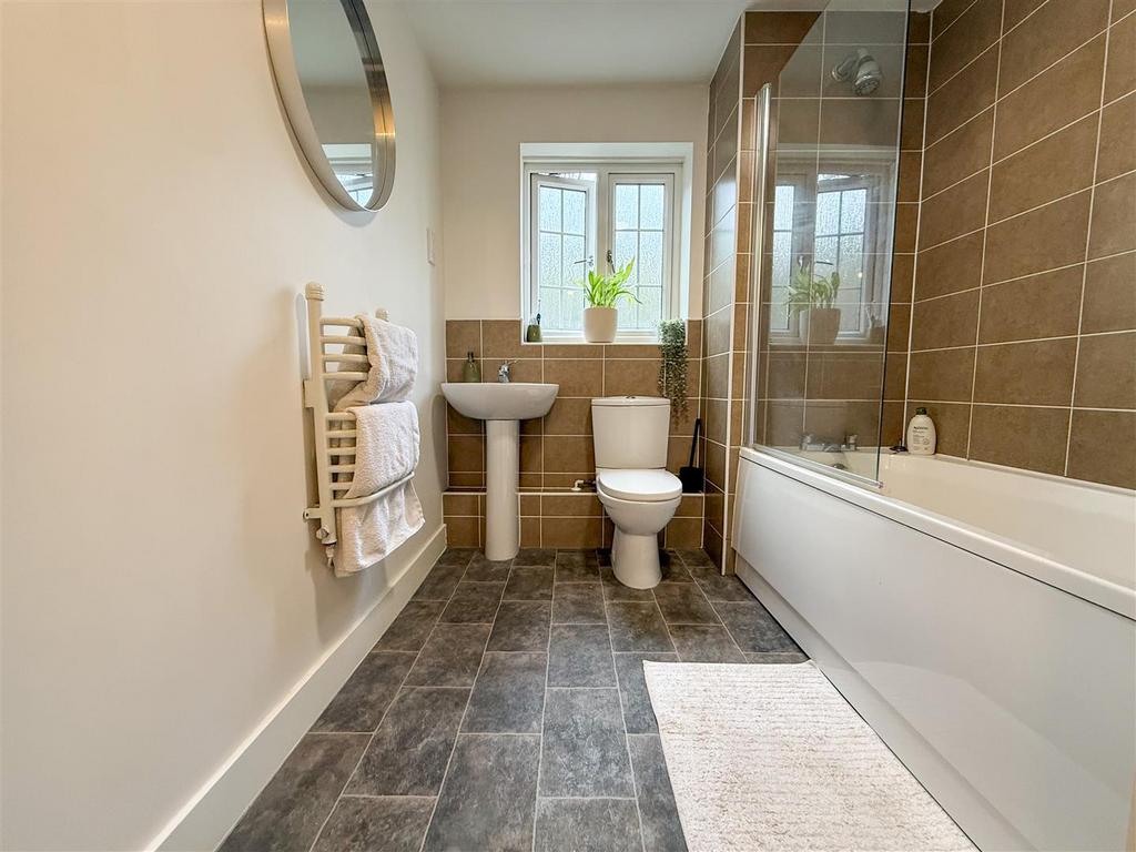 Family bathroom
