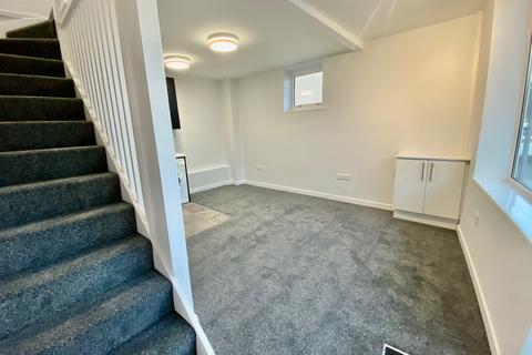 1 bedroom detached house to rent, Coronado Road, Gosport, PO12