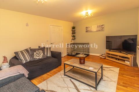 2 bedroom house for sale, Hewitt Street, Leyland PR25