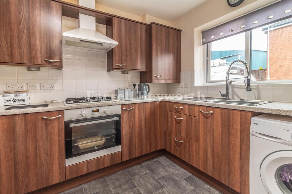 Kitchen image 2