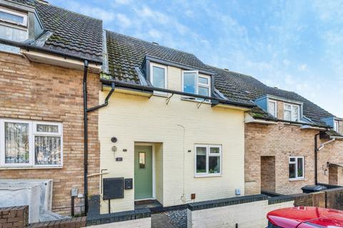 3 bedroom terraced house for sale, Cowdrey Close, Swindon, SN5