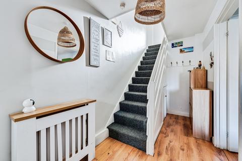 3 bedroom terraced house for sale, Cowdrey Close, Swindon, SN5